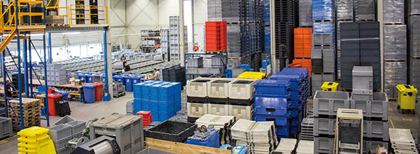 Nhựa Nhật Minh cam kết về chất lượng pallet nhựa lót sàn