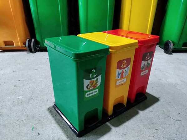Thùng rác nhựa 3 ngăn - Sản phẩm tiện ích bảo vệ môi trường 3 thùng rác 3 ngăn